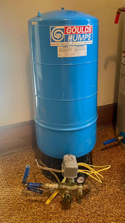 Goulds Pumps 26 gallon Pressure Tank (STORE PICK UP ONLY)