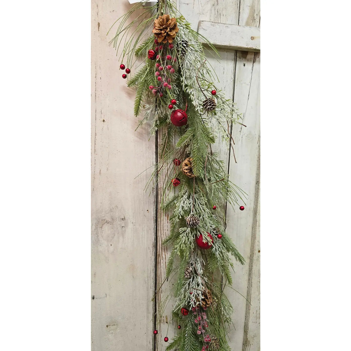 Frosty Christmas Garland