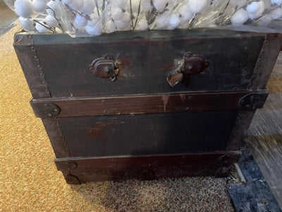 Antique Steamer Trunk for sale side handle damage