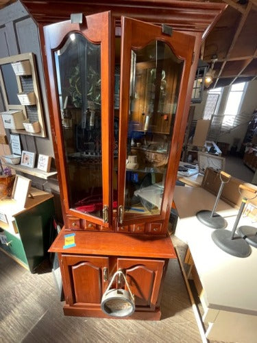 Cabinet Hutch with Glass Doors front