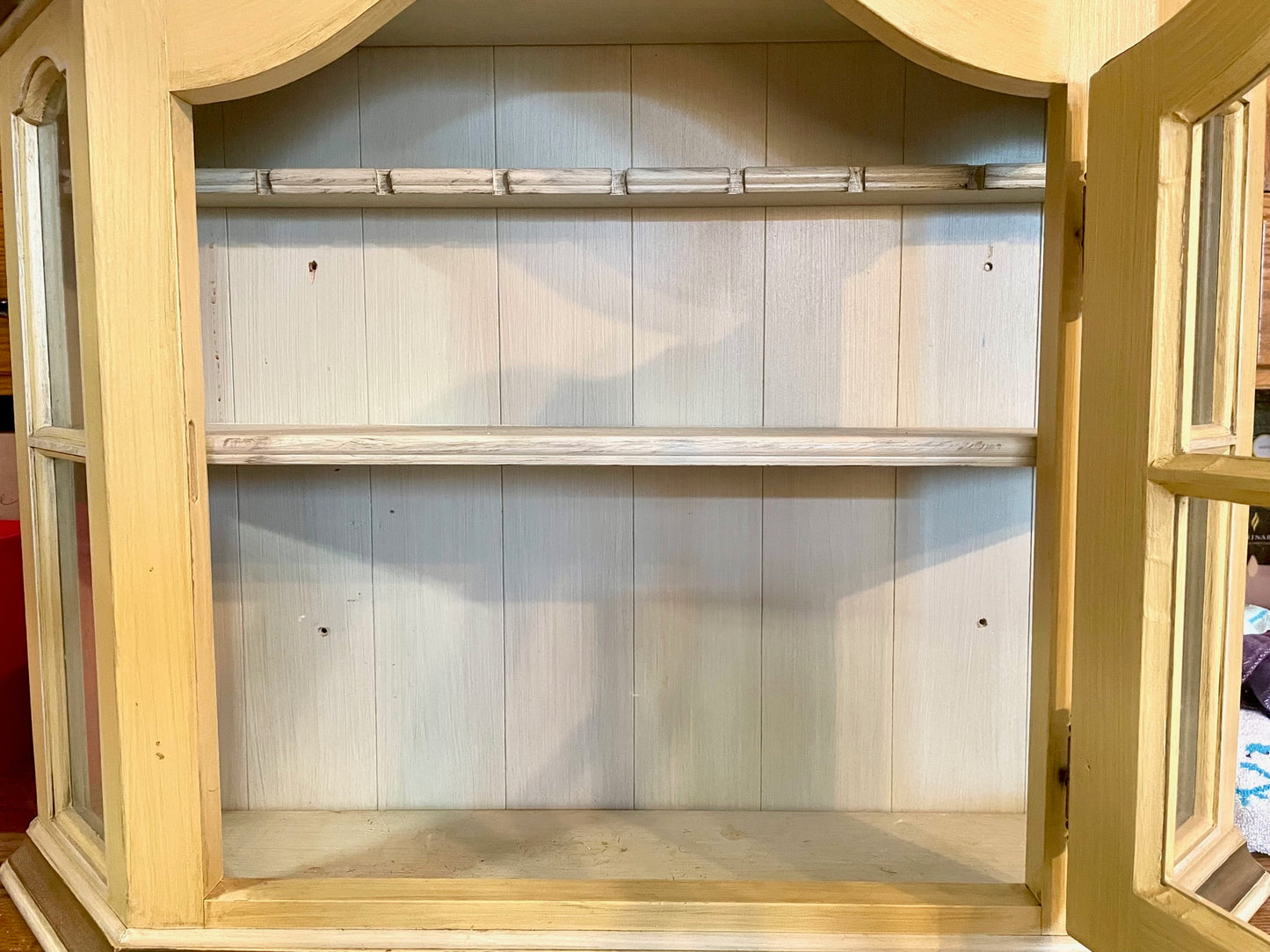 Wall Display Cabinet (Store Pick Up Only)