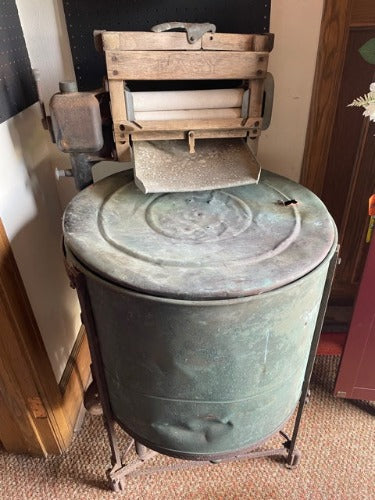 Antique Easy Primitive Copper Wash Tub Wringer Washing Machine