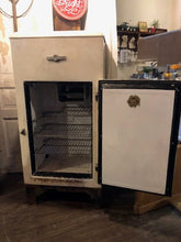 Load image into Gallery viewer, Vintage Westinghouse Refrigerator open

