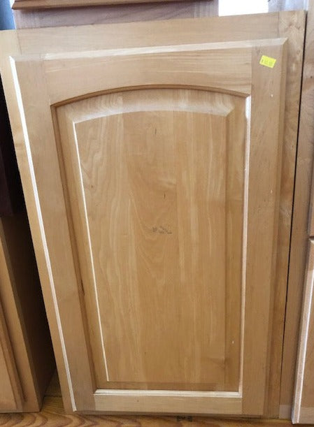 Maple Colored Wood Cabinets (store pick up only)