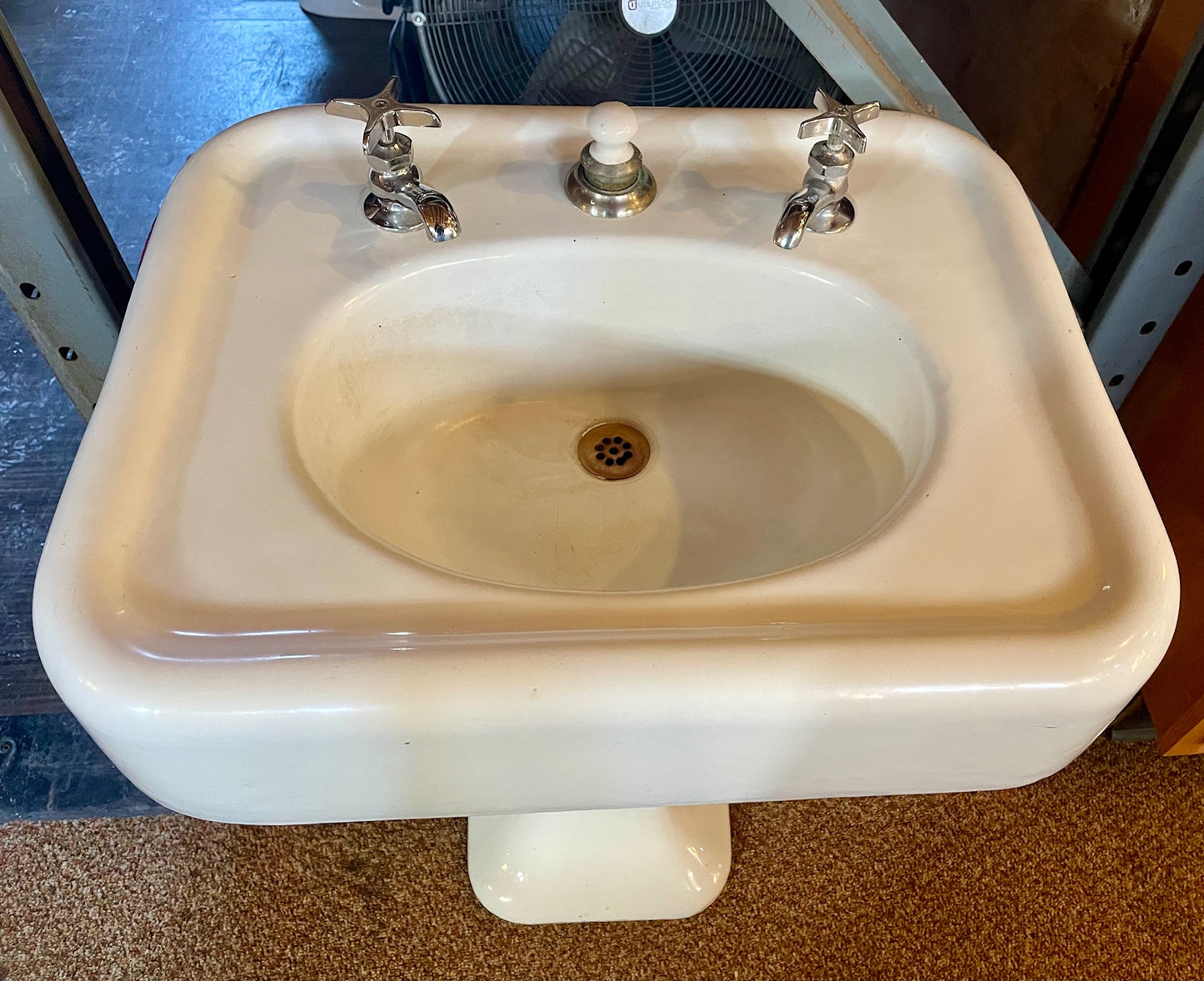 Cast Iron Pedestal Sink (Store Pick Up Only)