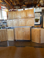 Kitchen Cabinets (store pick up only)