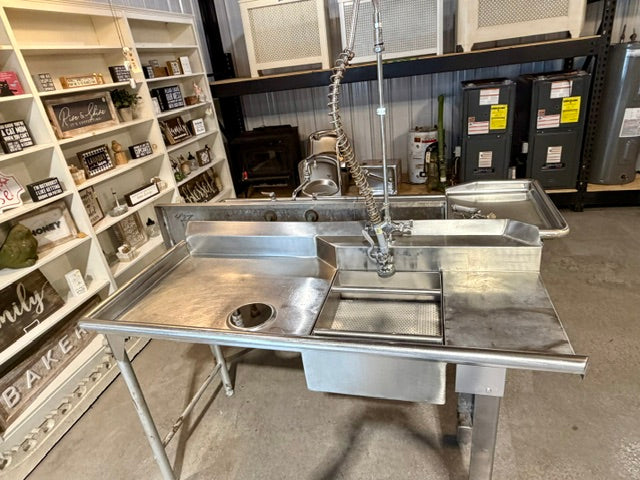 Commercial Right Side Soiled Stainless Steel Dishtable/Sink (Store Pick Up Only: Williamsport, PA)