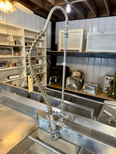 Commercial Right Side Soiled Stainless Steel Dishtable/Sink (Store Pick Up Only: Williamsport, PA)