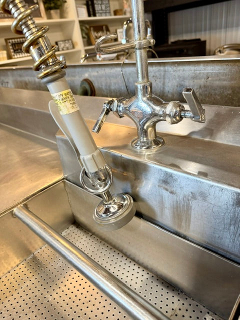 Commercial Right Side Soiled Stainless Steel Dishtable/Sink (Store Pick Up Only: Williamsport, PA)