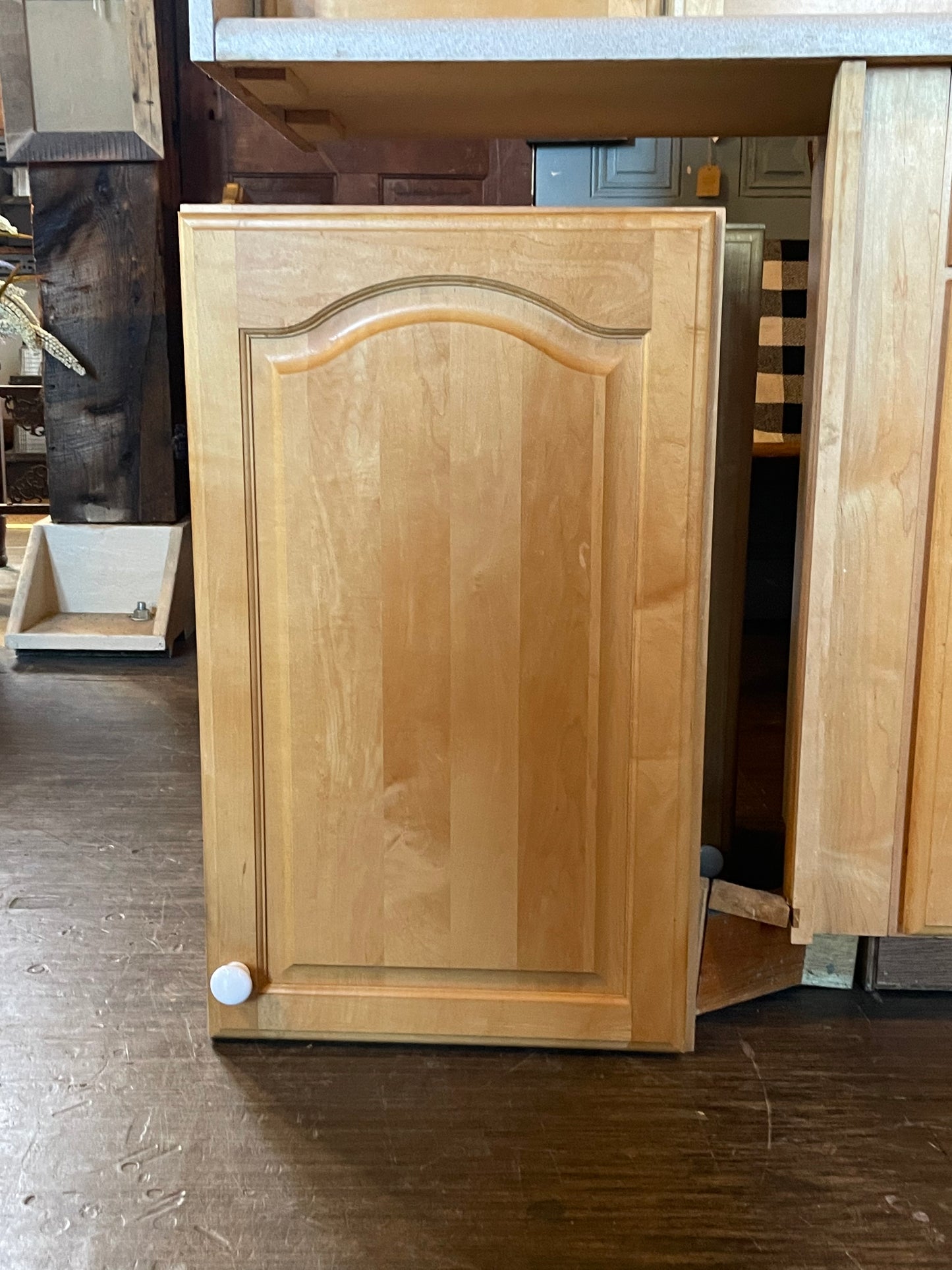 Kitchen Cabinets (store pick up only)