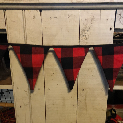 Buffalo Plaid Pennant Garland up close